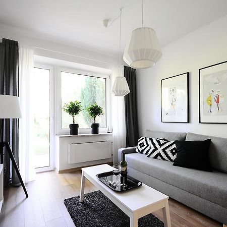 A Place Like Home Apartamenty Wiewiorcza 格但斯克 外观 照片